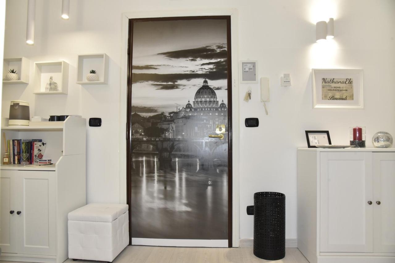 Nathanaele House Via Tuscolana Rome Bagian luar foto